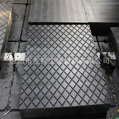 超高分子量聚乙烯件加工設(shè)備